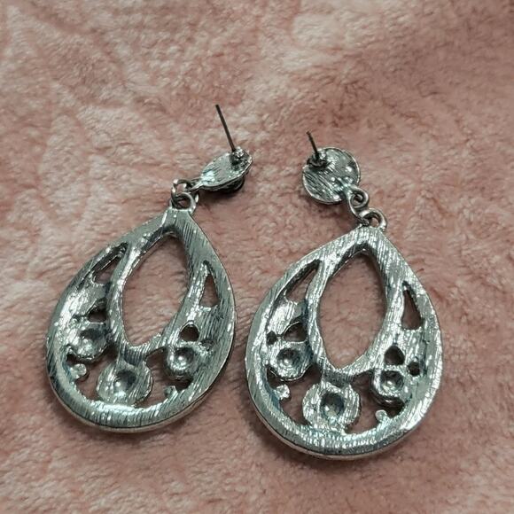 Sparkly blue and silver‎ teardrop earrings - Picture 2 of 2